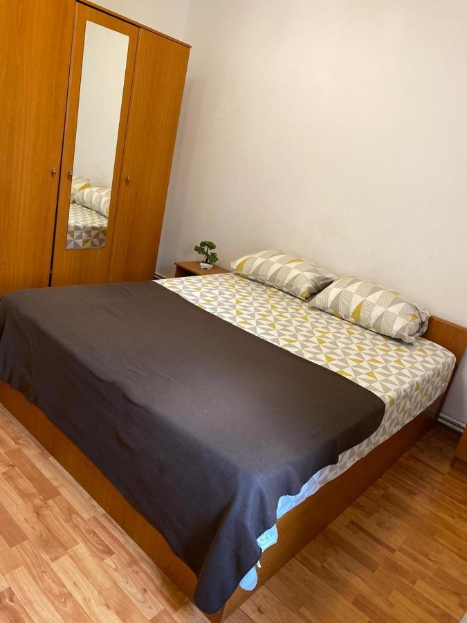 Mall Zone 100Mp Apartments Бакэу Экстерьер фото