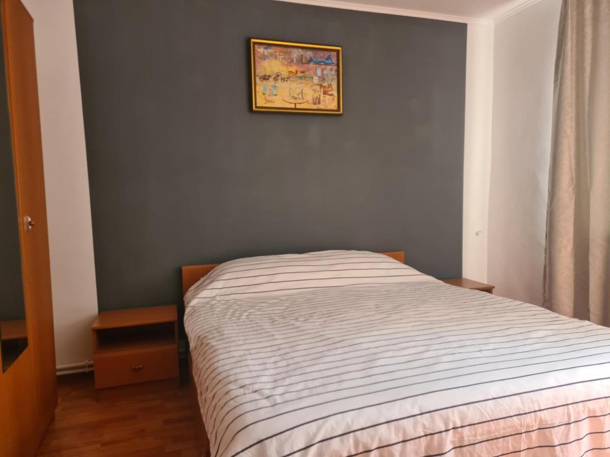 Mall Zone 100Mp Apartments Бакэу Экстерьер фото